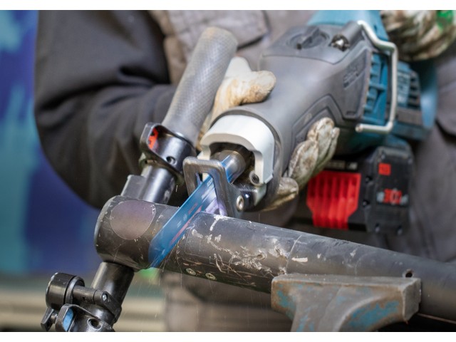 List Bosch za sabljasto žago EXPERT ‘Medium-Thick Tough Metal’ S 955 HHM, 150mm, 10TPI, za cevi, 2608900373